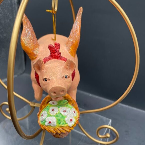 Resin Flying Pig with Flower Basket Glitter Pig Ornament with Display Stand - Picture 2 of 9